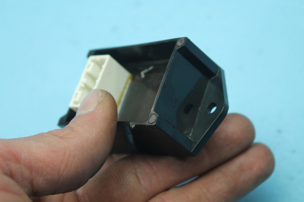 1148 01 HARLEY-DAVIDSON ELECTRA GLIDE MODULE ELECTRICAL RELAY LOW FUEL WARNING