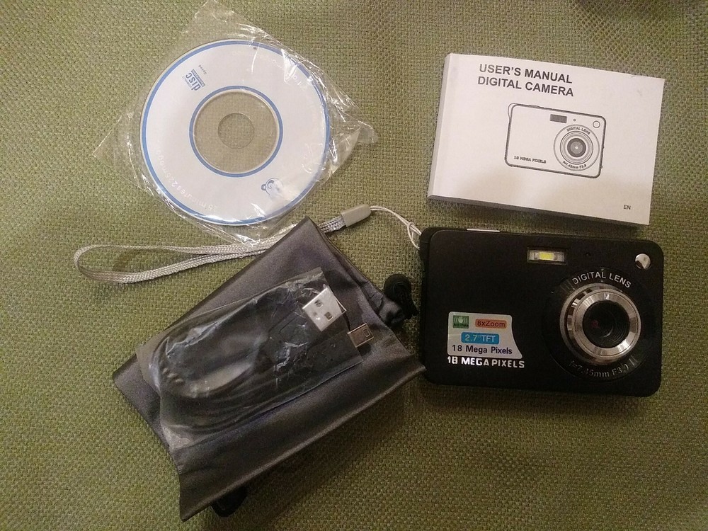 GordVE 2.7 Inch Digital Camera, HD Camera for Backpacking, Mini Digital Camera