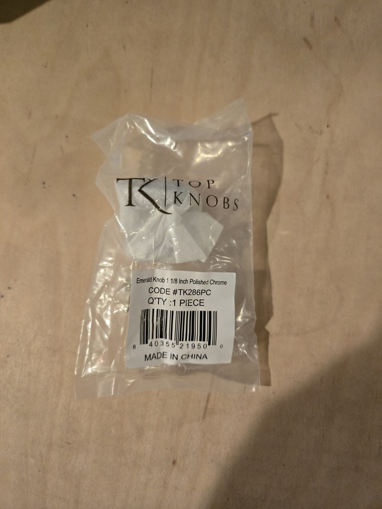 Top Knobs TK286 PC Emerald Knob 1 1/8" Polished Chrome