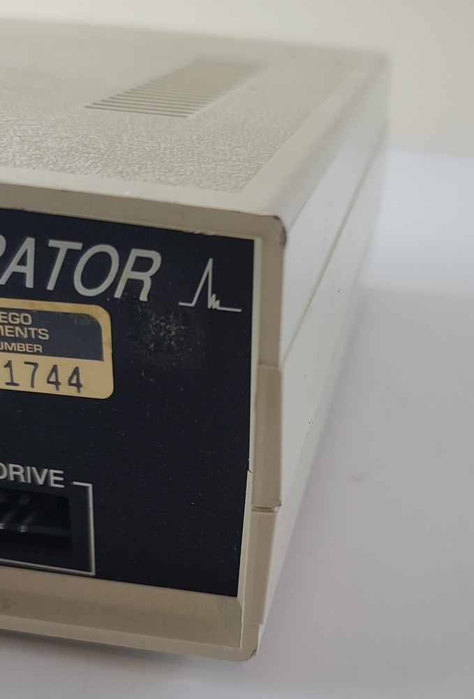 SD Instruments AV Calibrator ~ Powers On ~ San Diego Instruments