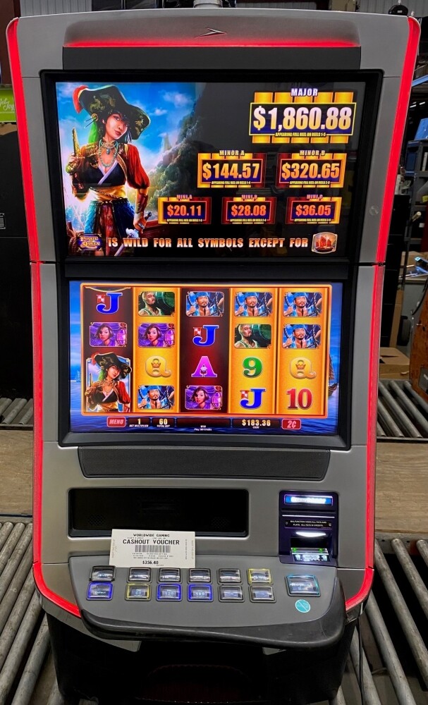 WMS Pirate Queen Slot Machine