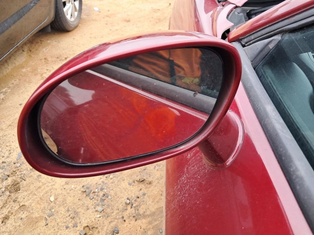 CHALLENGE 2010 Glove Box 4805321