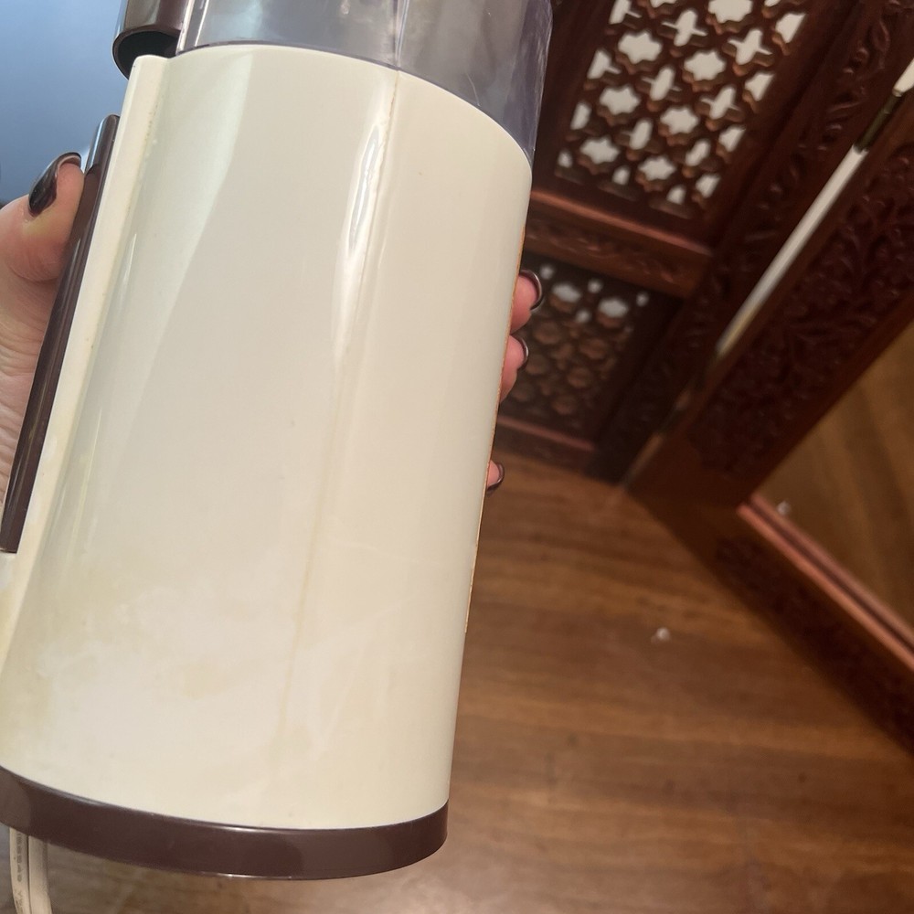Black & Decker Smart Grind Coffee Bean Grinder Model CBG5 White