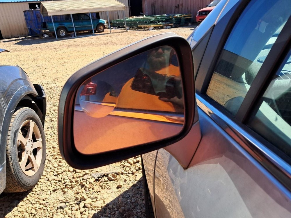 ENCORE 2013 Glove Box 4829564