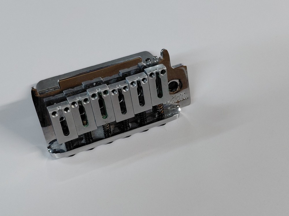 Hipshot hrome Bridge