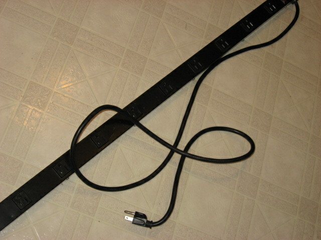Power Strip, 12 outlet, tested