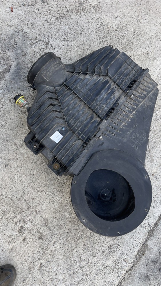 INTERNATIONAL LT 2018 AIR CLEANER