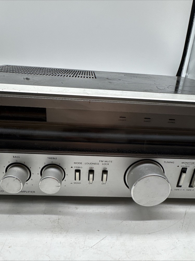 Onkyo TX-2000 Servo Locked Tuner Amplifier. s6