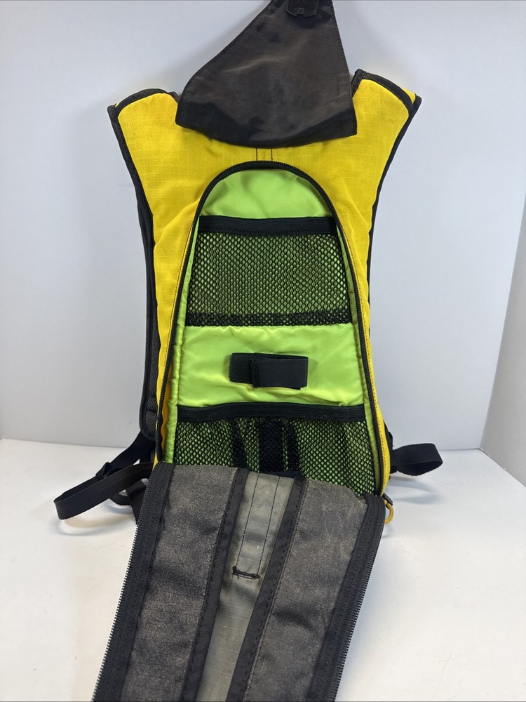 CamelBak Rocket 72 oz (2.1 Liter) Hydration Pack Black & Yellow
