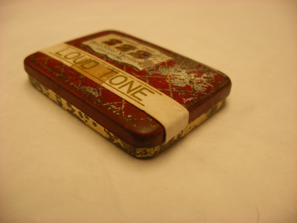 Phonograph Gramophone Needle Tin - Three Two 222 - Empty