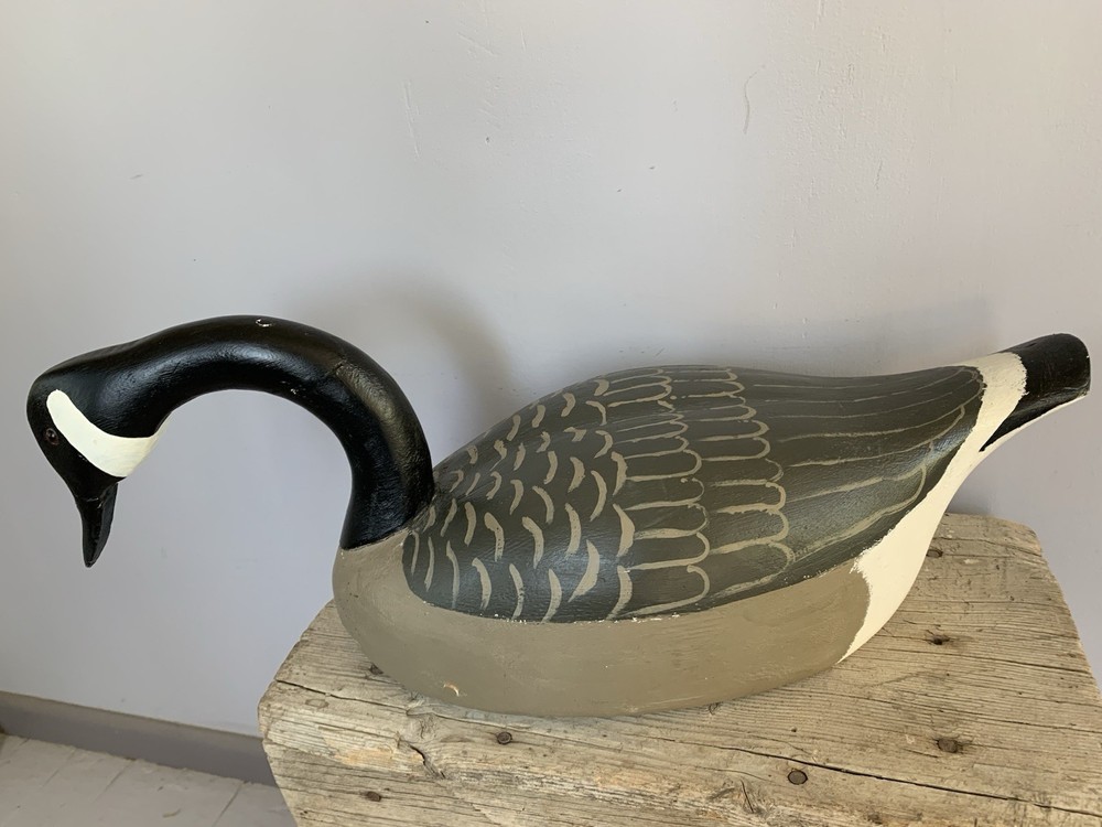 LEO TOCCHINI CANADA GOOSE DECOY/HUNTING