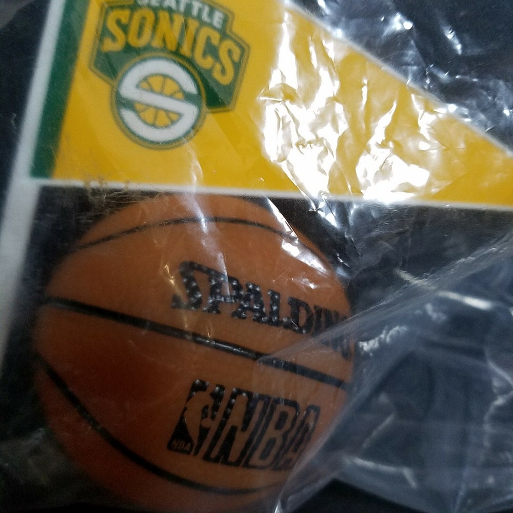 Seattle Sonics Cake Topper Basket Ball