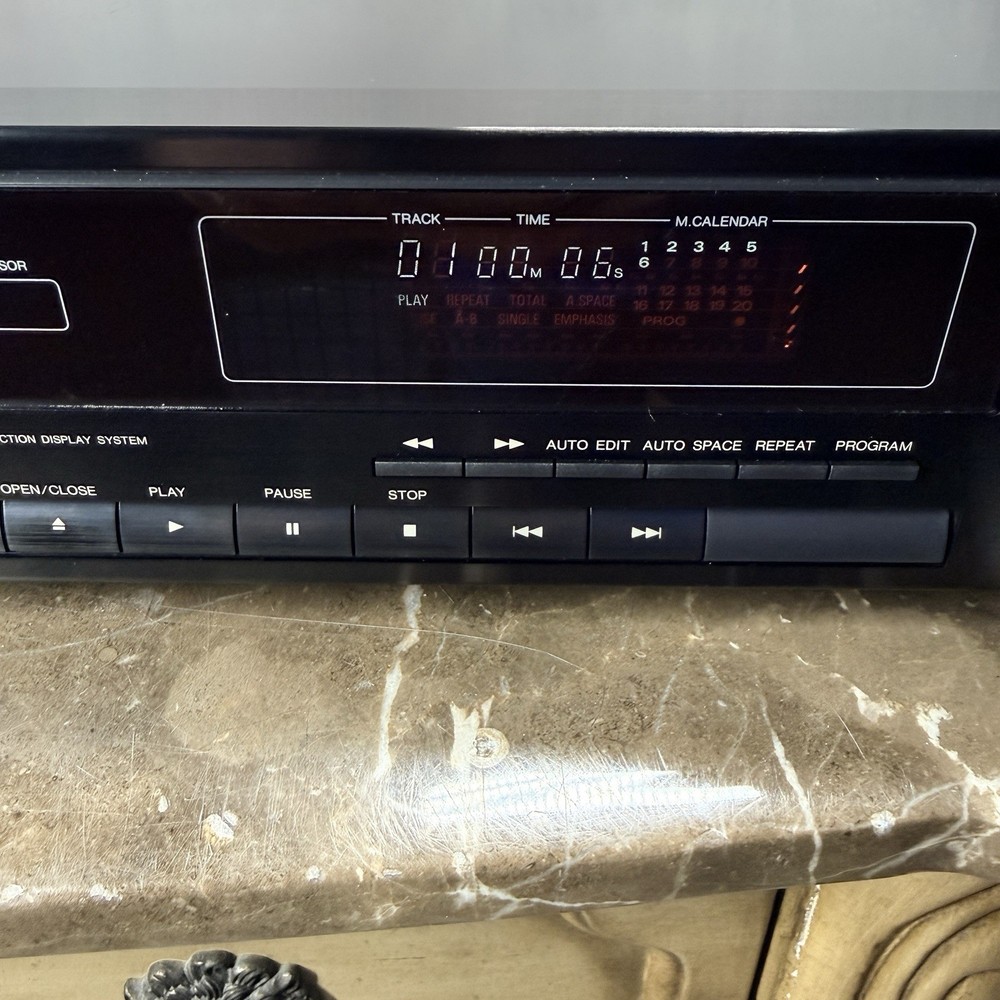 Denon DCD-520 CD Player PCM (1990)