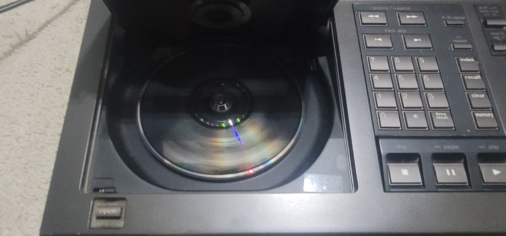 Technics SL-P1300 Top Loading CD Player Pro Broadcast Grade 1991