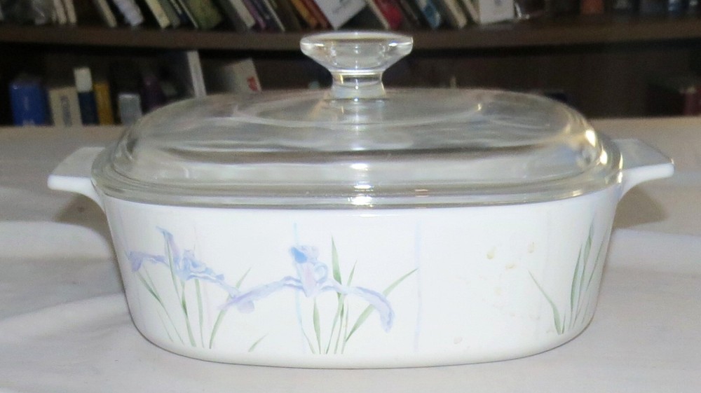 Corning Ware Shadow Iris A-2-B  2 Litre Square Lidded Casserole