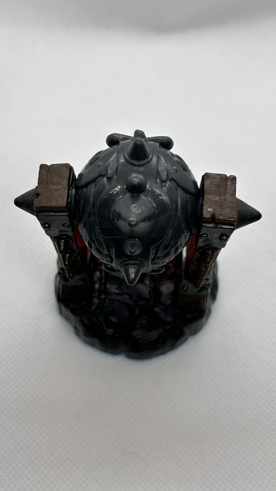 Fiery Forge Skylanders Activision Toy Figure w/ Trading Card and Code 2013