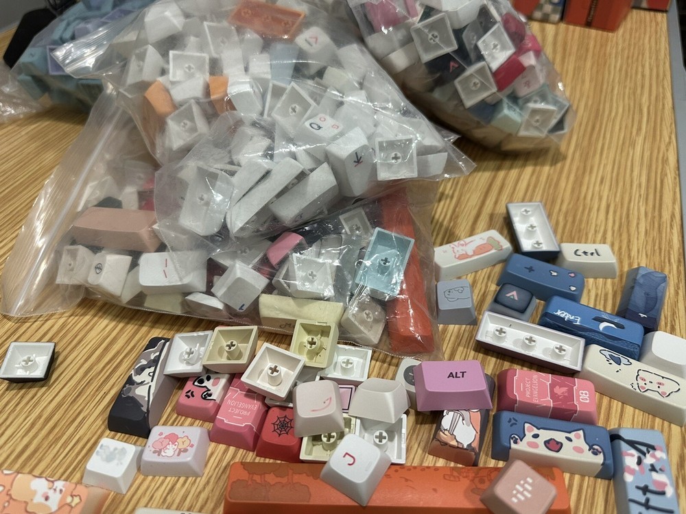 keycaps random 65+ keyskeyborad fantasy gift computer ONLY keycaps！