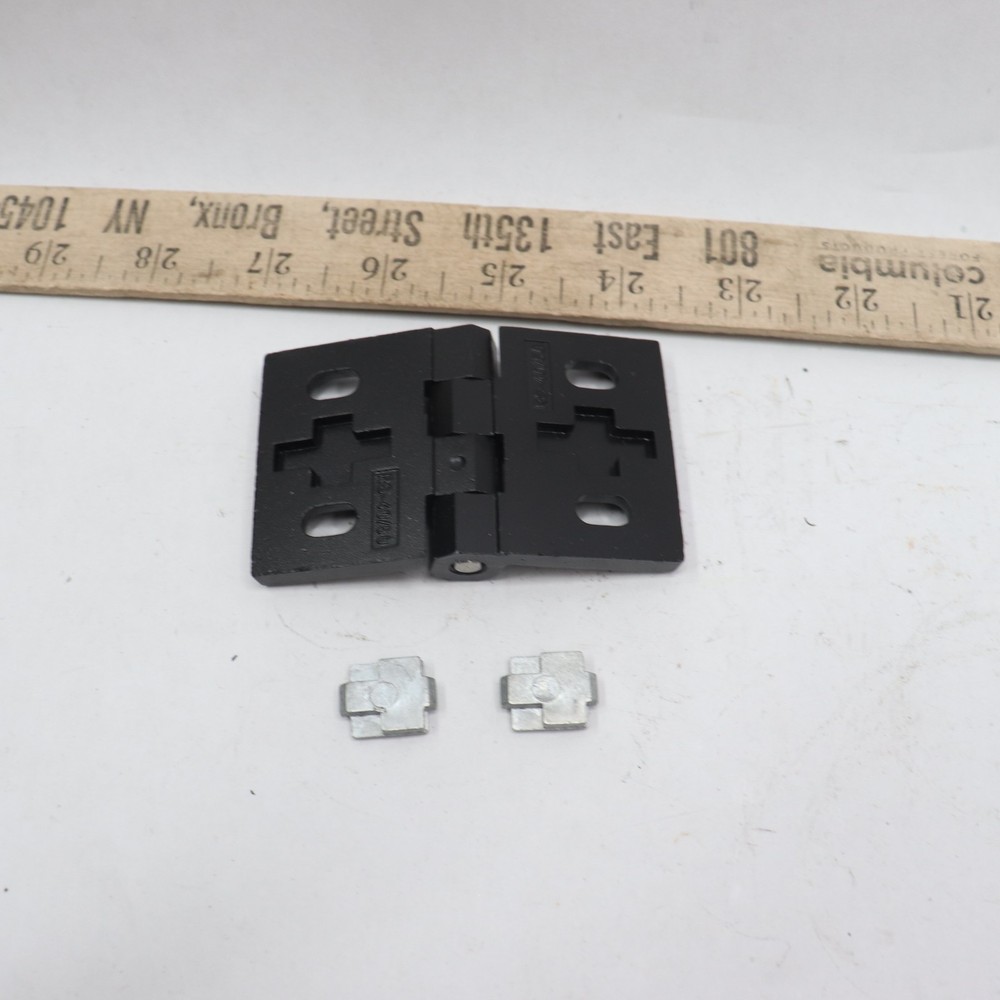 RobotUnits Hinge with Centering Inserts DOR4510