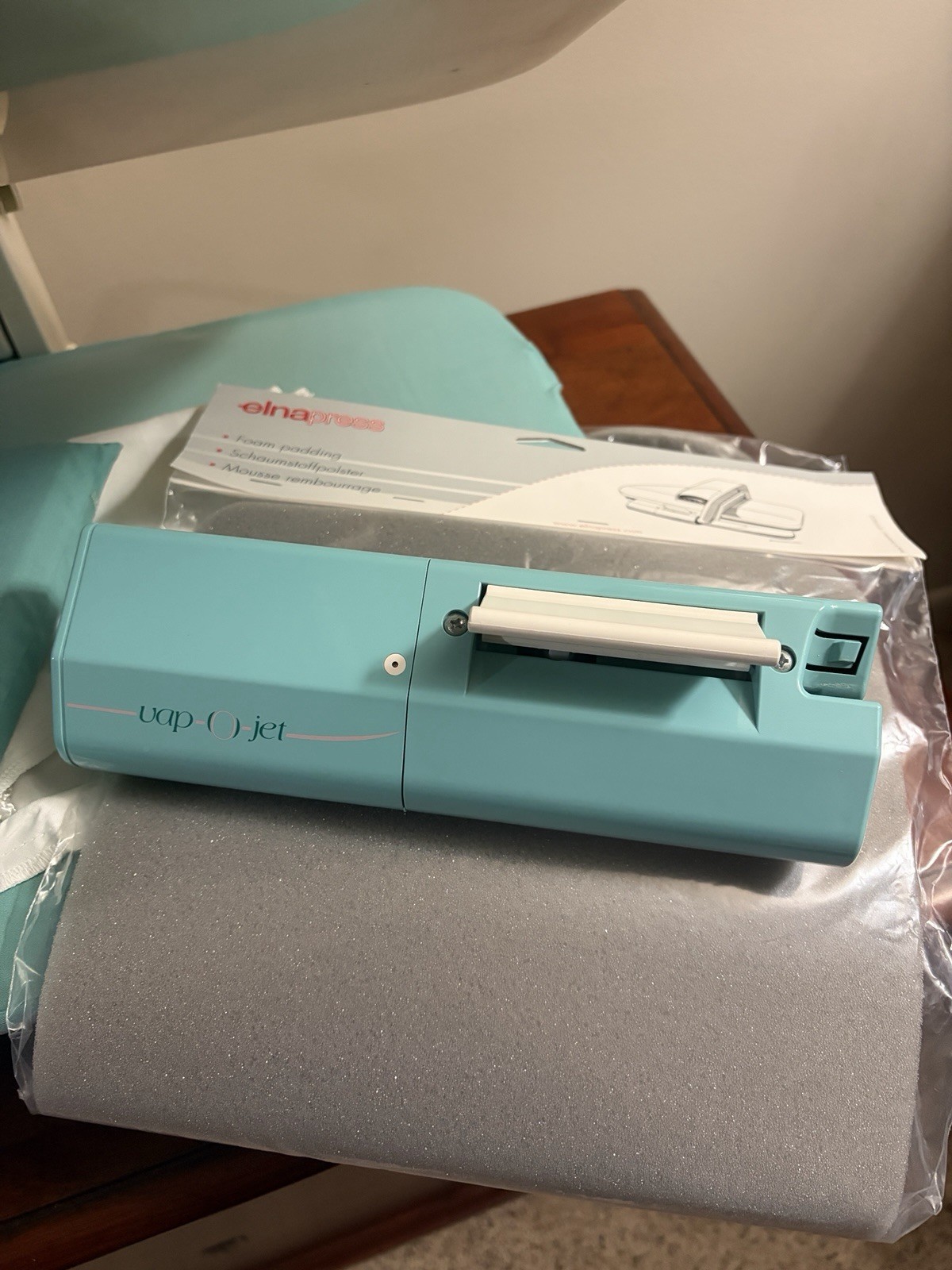 Elnapress Opal Professional Finish Swiss Ironing/Presser in Very Good Condition