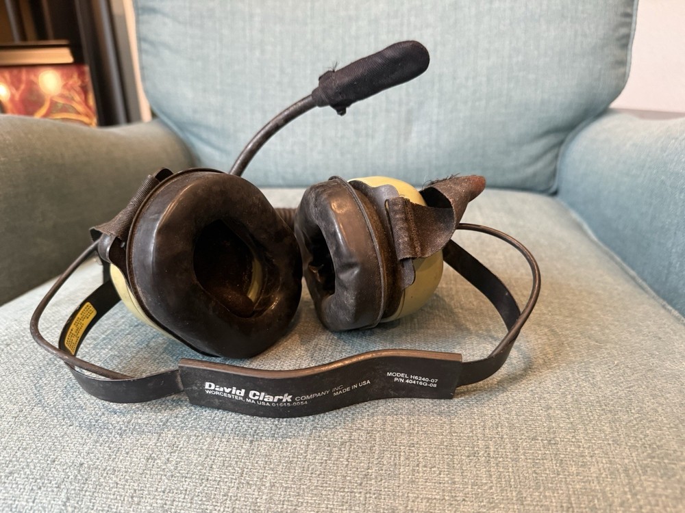 DAVID CLARK MODEL H6240-07 Aviation Pilot Head Headset Tested Read