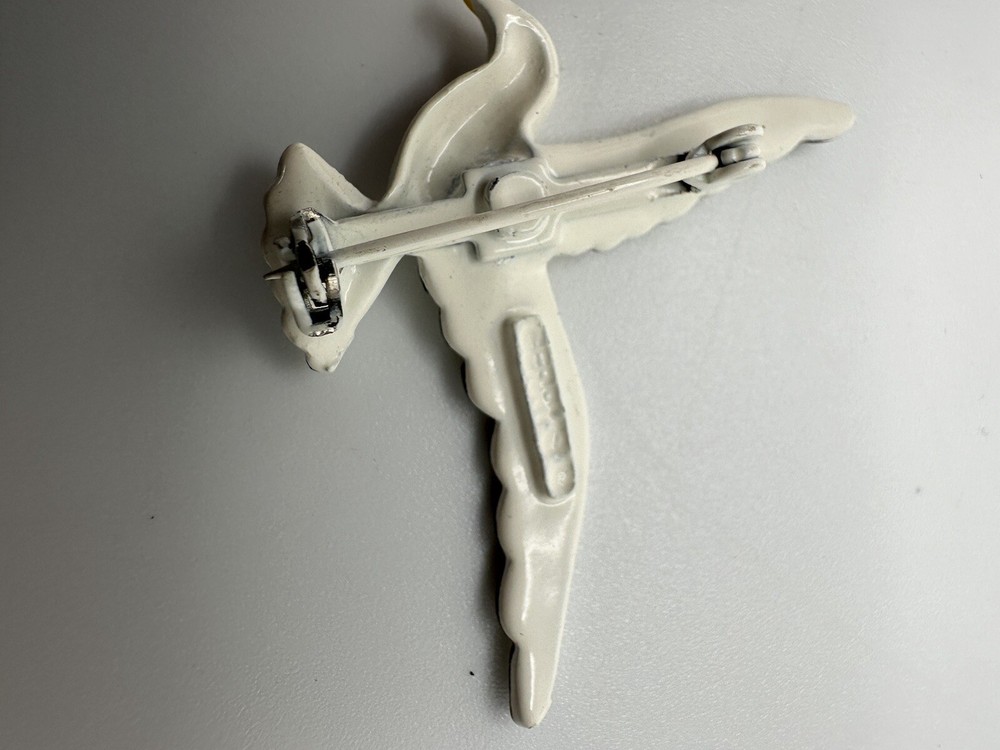 Vintage Gerry’s Seagull Brooch 4.4cm JB16