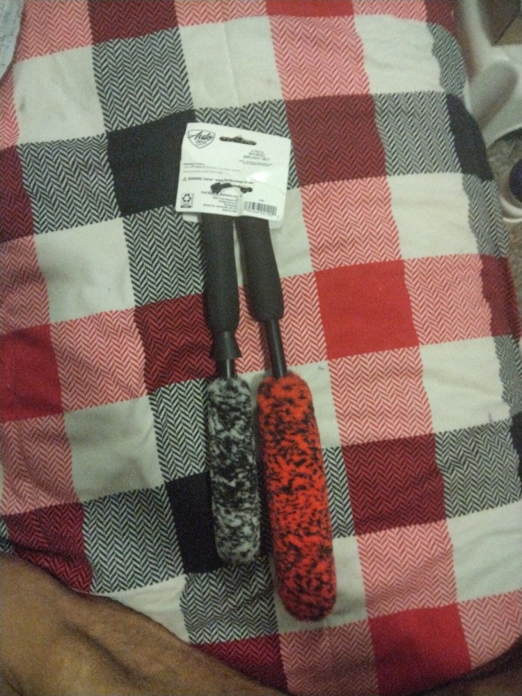 Auto Drive 2-piece wheel brush set