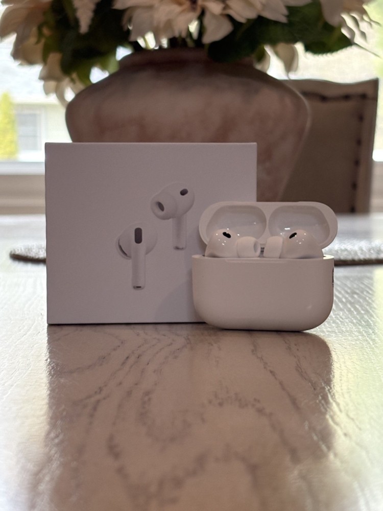 NEW Sealed Pro 3rd generation Wireless In-Ear Bluetooth ActiveNoiseCancellation