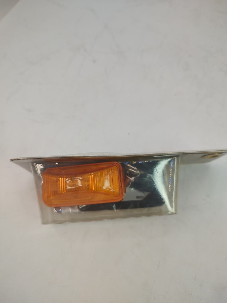Pilot Navigator NV-5027A Rectangular Side Marker Clearance Light