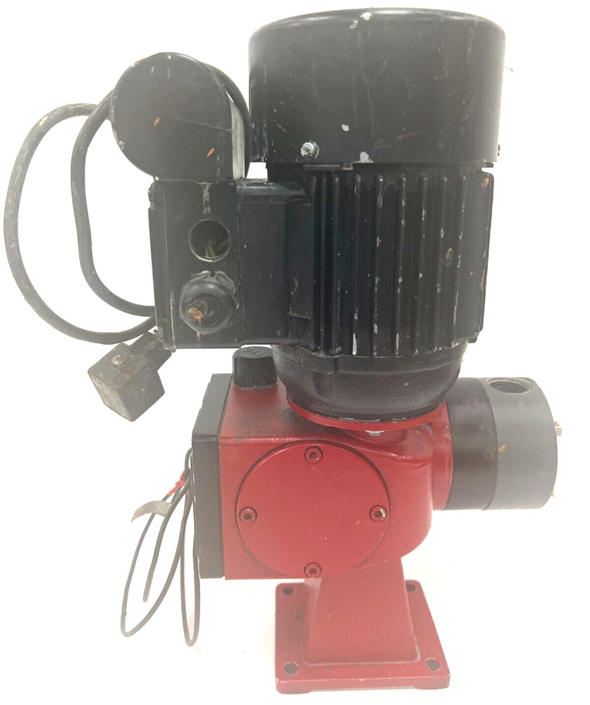 LUTZ-JESCO MODEL MEMDOS E 0104E0076CMB2DD METERING PUMP