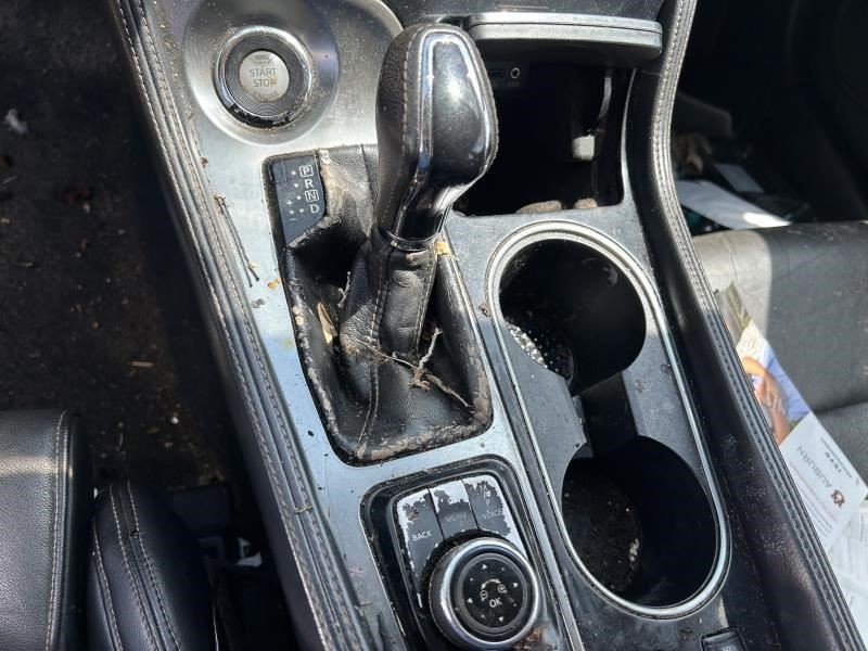 MAXIMA 2016 Fuse Box Cabin 104687063