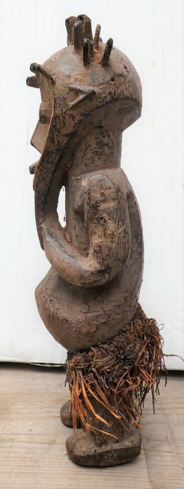 Statuette Mambila from Nigeria