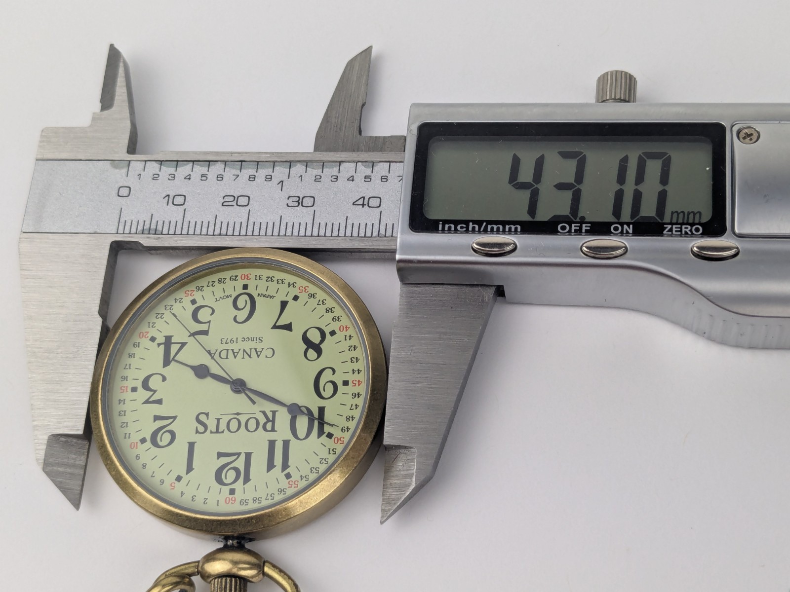 Vtg Roots Canada Pocket Watch R89 With Fob Chain 43mm Leather