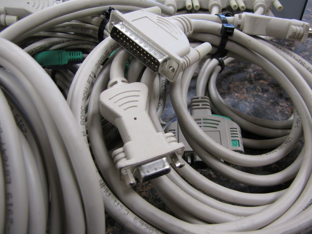 Rose Electronics MPC2U4V Multivideo KVM Switch with Multiple video