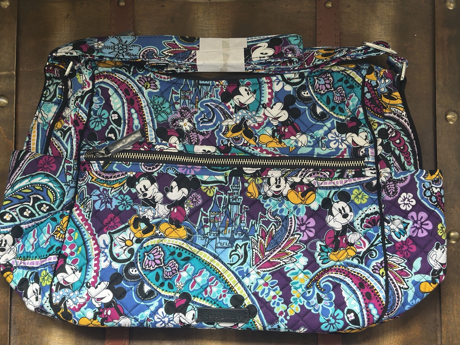 NWT  Disney Vera Bradley Mickey Mouse Celebration Large On The Go Crossbody