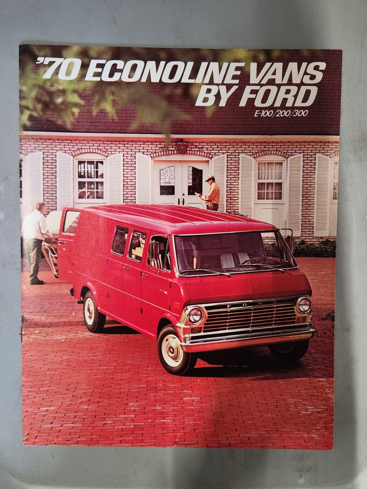 1970 Ford Econoline Vans Sales Brochure - E-100/200/300