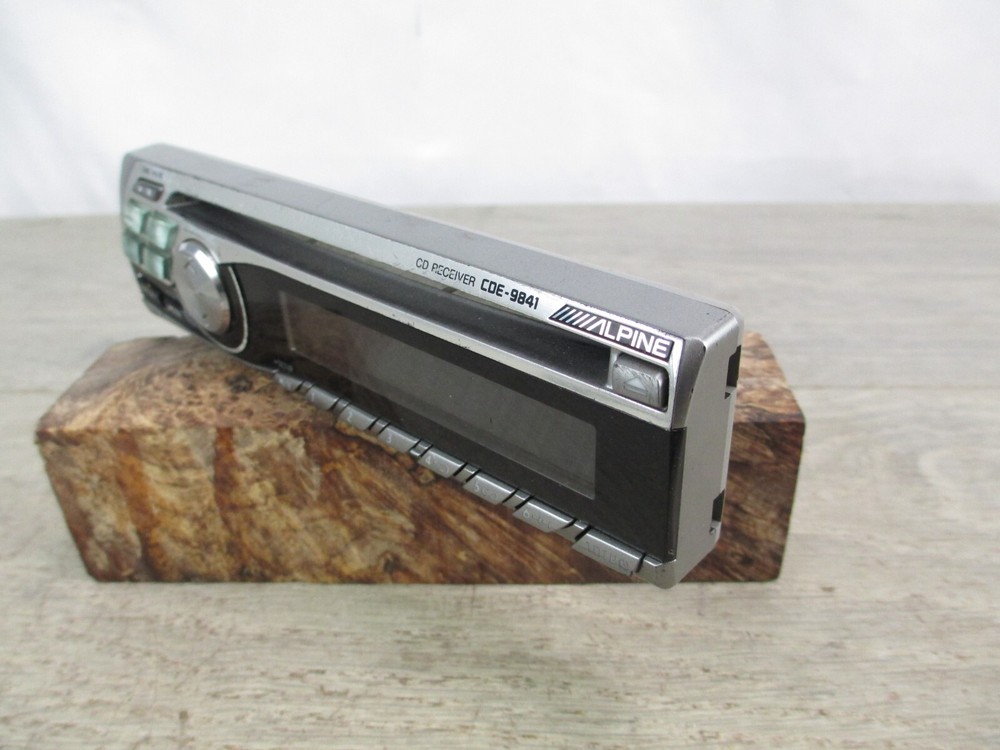 Alpine cde 9841 faceplate only OEM Tested