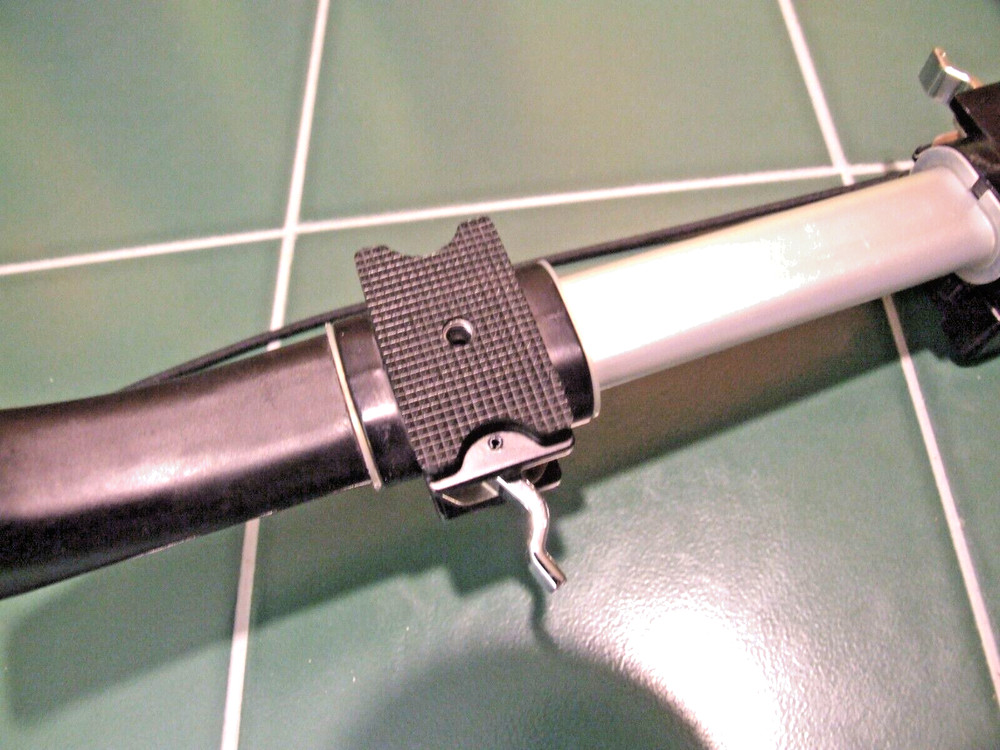 20" Adjustable Shoulder Trigger Video/ or Still Camera Grip Rig from Japan