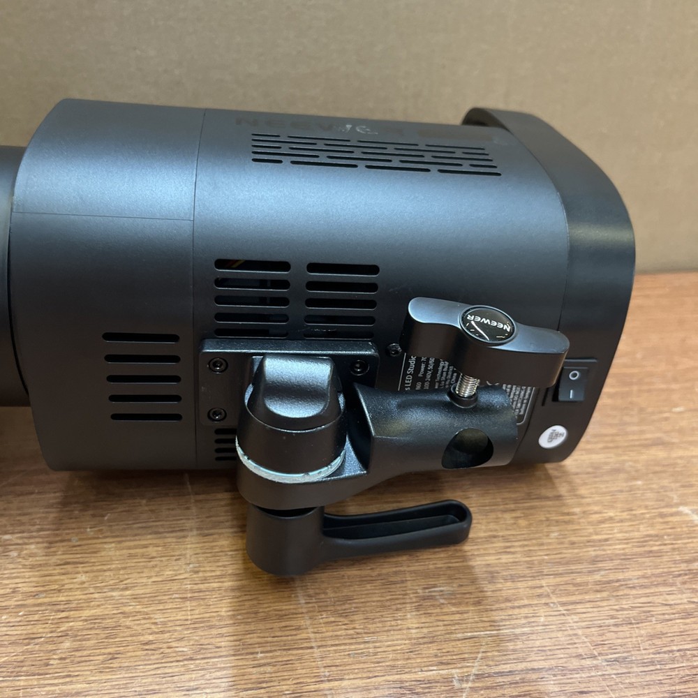 NEEWER CB60 Video Light