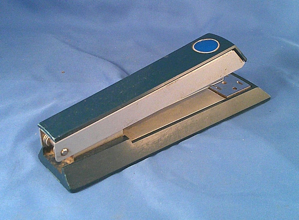 STAPLER! - BOSTITCH STAPLER MODEL B III - 7.75" Long