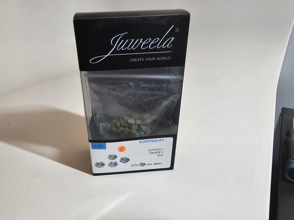 Juweela Lettuce 28371 HO Scale