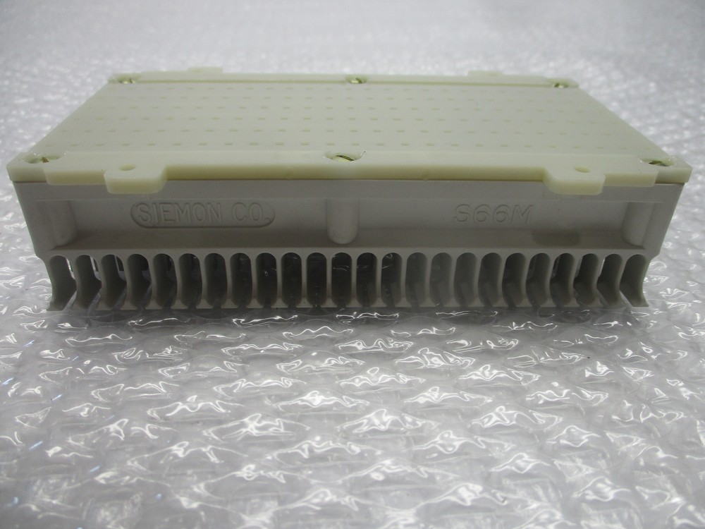 SIEMON S66M6-24 PUNCH DOWN BLOCK NSNP