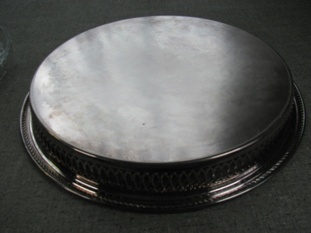 Vtg WM ROGERS Silverplate Etched 12 1/4" Platter Tray & Crystal Platter Insert