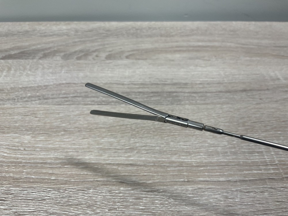 Aesculap PO657R 53cm DeBakey Grasper Insert