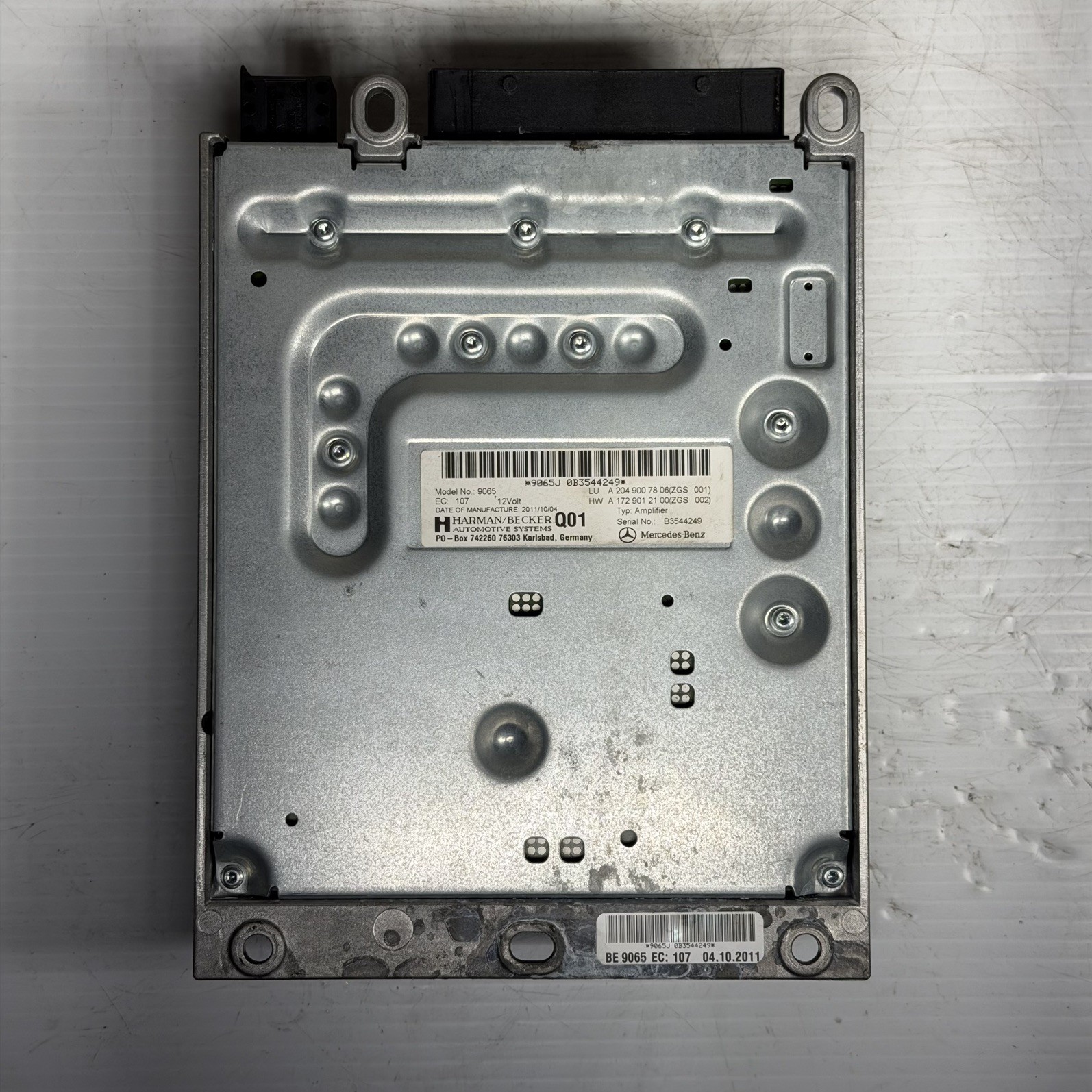 08-17 Mercedes W204 C250 C350 E350 Amplifier Amp Harman/Becker 2049007806 Oem