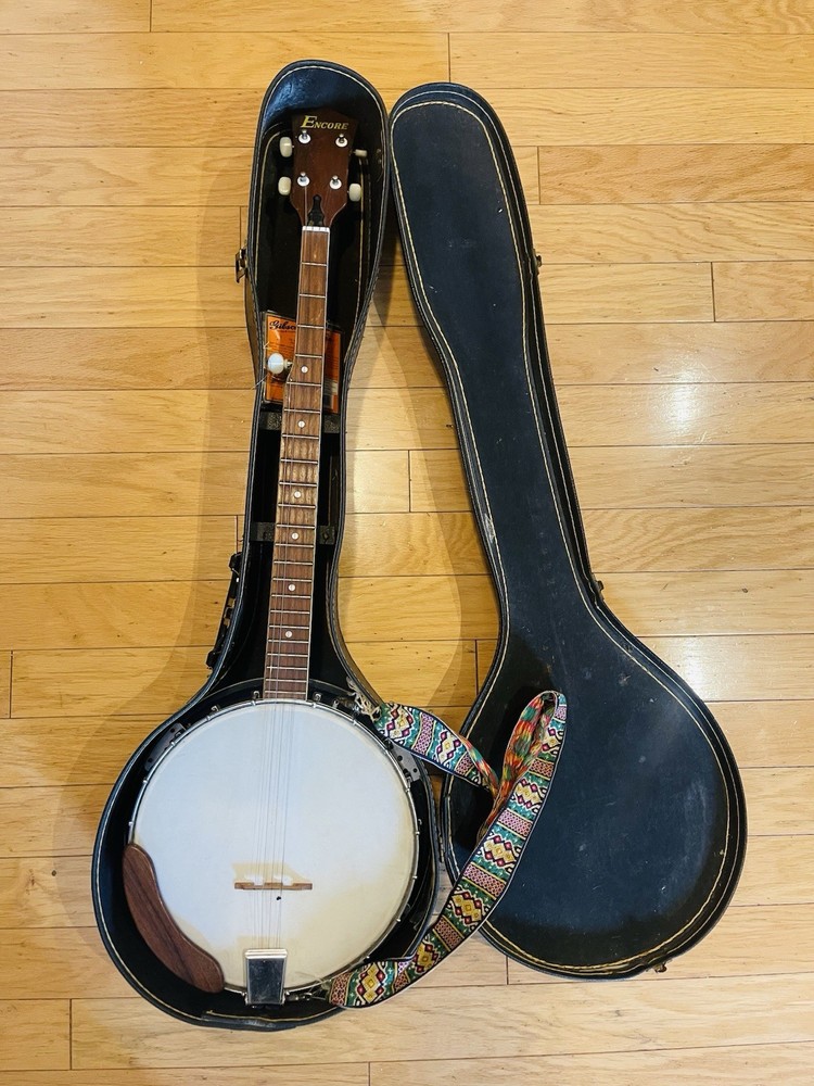 Vintage 1970s ENCORE Banjo 5-String E-75 With Case