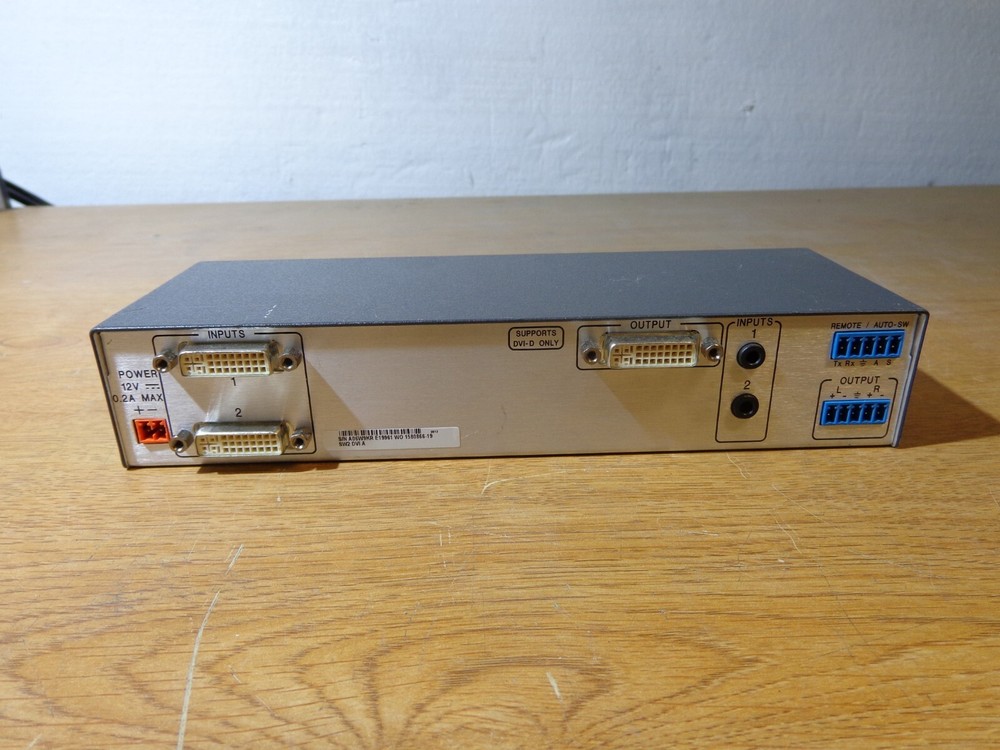 Extron SW2 DVI Plus Series Switcher (No AC Adapter)