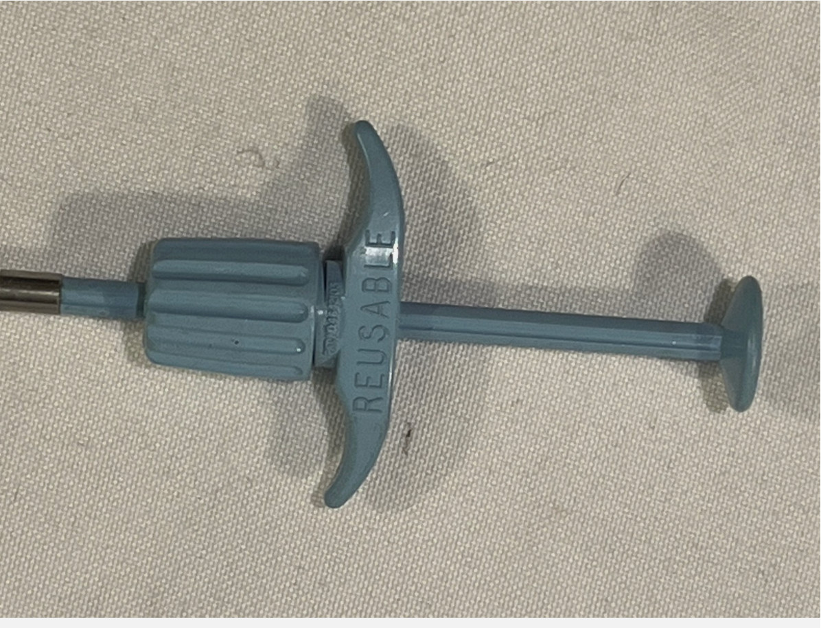 Wyeth Injector Tubex Closed Injection System (Blue) -Vintage