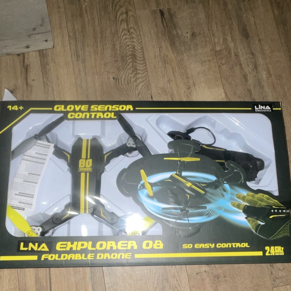 LNA Electronics Explorer 08 Foldable Quadcopter Glove Sensor Control 2.4GHz