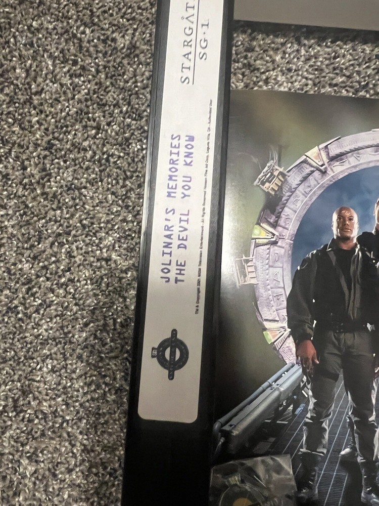 STARGATE SG1 EXPLORER UNIT FIELD PACK Folder Badge Patch Pins ID Video VHS