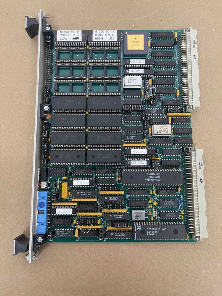 Omnibyte 0B68K/VME1 Single Board Computer /From Omicron Spectrometer 954